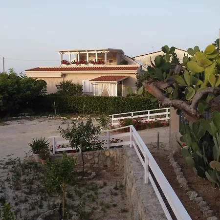 Bed and Breakfast Michelino House