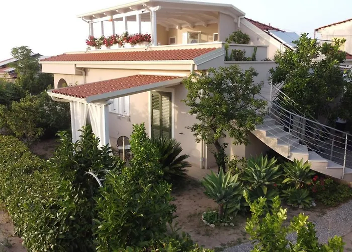 Michelino House Bed & Breakfast Parghelia