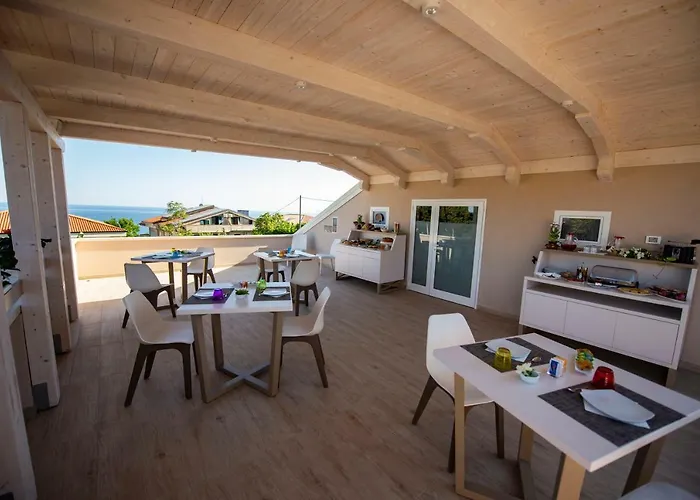 Michelino House 4*